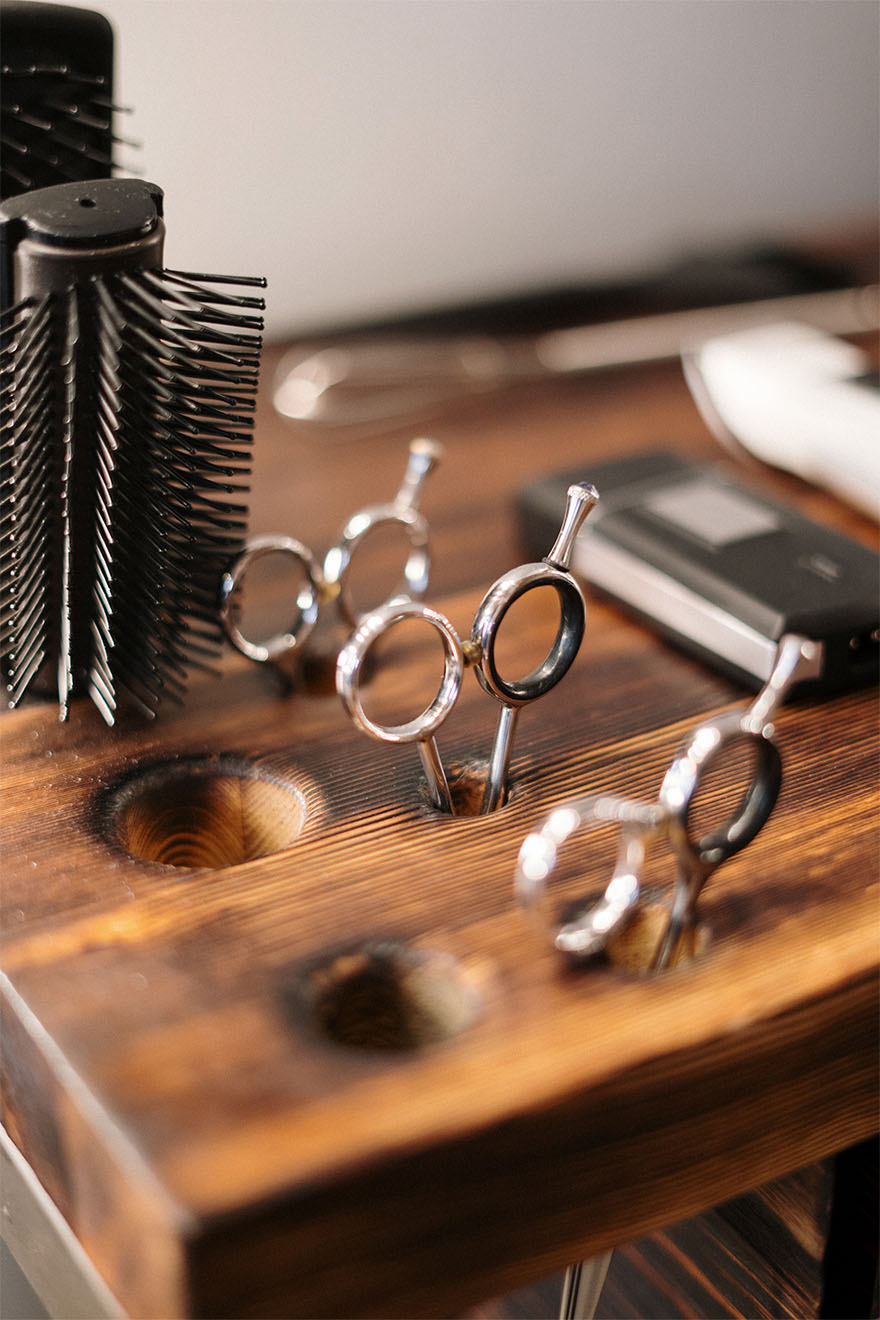 hair-dressing-set-up